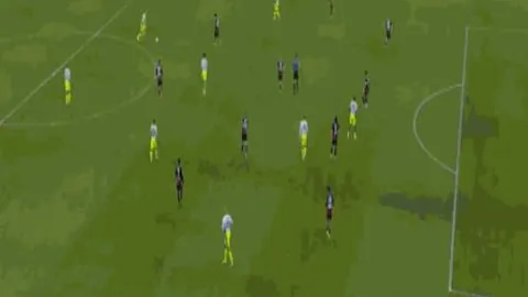 CBA：末节外线逆袭 吉林农商以115-112击败深圳马可波罗