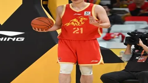 大乐透期号专家推荐：美职墨超全胜分析及前区十码预测